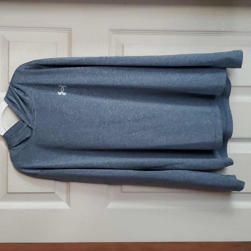 Under Armour Boys Large Pullover with Hood
